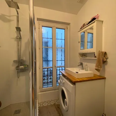 Apartment Proche Tour Eiffel / Marche De Passy *